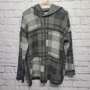 NWT Natural Reflections Metro Plaid‎ Hoodie Sweater Size M Grayscale Activewear